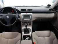 käytetty VW Passat Comfortline 2,0 FSI 110 kW