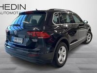 Käytetty VW Tiguan Comfortline 150 HP (110 kW) 2017 Musta Katumaasturi
