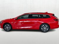 Käytetty Opel Insignia Enjoy 165 HP (121 kW) 2017 Punainen Farmari