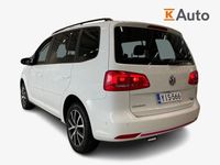 käytetty VW Touran Family Edition 2,0 TDI 103 kW (140 hv) DSG**7-paikkainen, Webasto, Vetokoukku, Panoraamakatto**