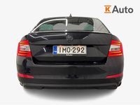 Käytetty Skoda Octavia Style 110 HP (80 kW) 2016 Musta Viistoperä