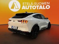 Käytetty Ford Mustang Mach-E Premium 197 kW (269 HP) 2023 Valkoinen Katumaasturi