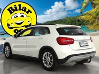 käytetty Mercedes GLA200 A Premium Business * Lohko / Koukku / Kamera / Puolinahka-istuimet / Suomi-Auto * - *OSTA NYT, MAKSA KESÄKUUSSA!* -