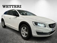 käytetty Volvo V60 CC D4 Summum aut - Rahoituskorko alk. 2,99%+kulut - **Webasto / Adaptiivinen vakkari / Navi / Koukku / Super varusteet**