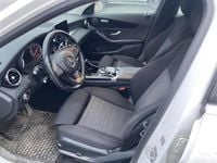 Käytetty Mercedes C180 Business 116 HP (85 kW) 2015 Valkoinen Sedan