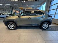 Käytetty Toyota Yaris Cross Active 116 HP (85 kW) 2024 Ruskea (beige) Katumaasturi