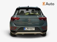 Käytetty VW T-Roc Comfortline 148 HP (108 kW) 2022 Sininen Katumaasturi