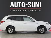 Käytetty Mitsubishi Outlander P-HEV Intense 121 HP (88 kW) 2016 Farmari