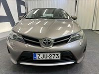 käytetty Toyota Auris 1,33 Dual VVT-i Life 5ov 2x