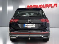 Käytetty VW Tiguan Style 245 HP (180 kW) 2022 Musta Katumaasturi