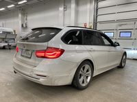 käytetty BMW 320 TwinPower Turbo A Limited xDrive Edition F31 Touring Sport - 3kk lyhennysvapaa - Adapt. Vakionopeudensäädin, Navi, Vetokoukku, Urheiluistuimet, Led-ajovalot - Ilmainen kotiintoimitus! - J. autoturva