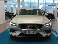Käytetty Volvo V60 Inscription 197 HP (144 kW) 2022 Farmari
