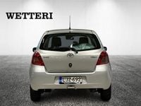 Käytetty Toyota Yaris 87 HP (63 kW) 2008 Hopea Viistoperä