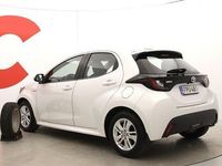 Käytetty Toyota Yaris Active 91 HP (66 kW) 2020 Valkoinen Viistoperä
