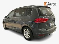 Käytetty VW Touran Comfortline 150 HP (110 kW) 2023 Harmaa Tila-auto