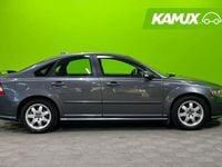 Käytetty Volvo S40 Momentum 140 HP (102 kW) 2005 Hopea / harmaa Sedan