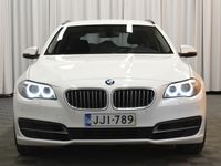 käytetty BMW 520 F11 Touring TwinPower Turbo A xDrive ** Tulossa! / P-tutkat / Lohko / Vakkari / Bluetooth / Kysy lisää myyjiltämme **