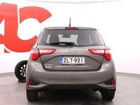 Käytetty Toyota Yaris Active 112 HP (82 kW) 2018 Harmaa Viistoperä