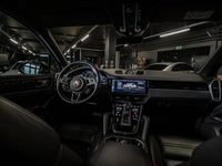 käytetty Porsche Cayenne E-Hybrid, Bose, ACC, Night Vision, PASM, PDLS+, Surround View, Sport Chrono+