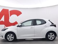 Käytetty Toyota Yaris Hybrid Active 116 HP (85 kW) 2020 Valkoinen Viistoperä