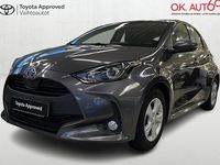 Käytetty Toyota Yaris Hybrid Active 116 HP (85 kW) 2021 Harmaa Viistoperä