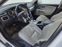 Käytetty Volvo V70 Summum 180 HP (132 kW) 2012 Valkoinen Farmari