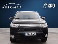 Käytetty Mitsubishi Outlander P-HEV Intense+ 121 HP (88 kW) 2013 Musta Farmari