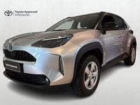 Käytetty Toyota Yaris Cross Plus 116 HP (85 kW) 2023 Hopea Katumaasturi