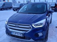 Käytetty Ford Kuga Titanium 150 HP (110 kW) 2017 Sininen Katumaasturi
