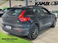 käytetty Volvo XC40 P8 AWD R-Design / Juuri tullut! / Panorama / Harman&Kardon / Vetokoukku / 2x Vanteet /