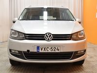 käytetty VW Sharan Highline 2,0 TDI 103 kW (140 hv) BlueMotion Technology DSG aut. **TULOSSA KIRKKONUMMELLE! / OTA YHTES MYYNTIIN! **