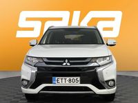 Käytetty Mitsubishi Outlander P-HEV Intense 163 HP (119 kW) 2017 Katumaasturi