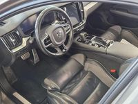 Käytetty Volvo V60 R-Design 392 HP (288 kW) 2019 Harmaa Farmari