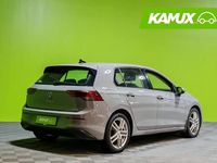 Käytetty VW Golf VIII 150 HP (110 kW) 2021 Hopea / harmaa Sedan