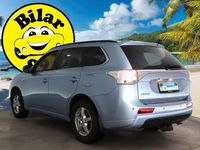 käytetty Mitsubishi Outlander P-HEV Instyle Navi 4WD 5P *Adapt.Vakkari / Nahkasisusta / Rockford audio / P.Kamera / Navi / Keyless / Koukku* - *OSTA NYT, MAKSA HUHTIKUUSSA!* -