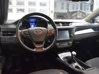 käytetty Toyota Avensis 2,0 D-4D Active Touring Sports # Juuri tullut! # Navi, P.Kamera, Vakkari YMS! #