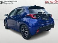 Käytetty Toyota Yaris Hybrid Style 92 HP (67 kW) 2022 Sininen Viistoperä