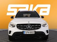 Käytetty Mercedes GLC300e Luxury 320 HP (235 kW) 2020 Katumaasturi