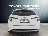 Käytetty Toyota Corolla Edition 122 HP (89 kW) 2022 Valkoinen Farmari