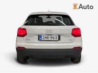 Käytetty Audi Q2 Business Plus 116 HP (85 kW) 2018 Valkoinen Katumaasturi