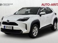 Käytetty Toyota Yaris Cross Active 116 HP (85 kW) 2022 Valkoinen Katumaasturi