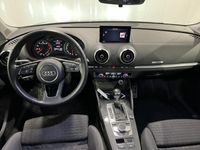 käytetty Audi A3 Sportback Business Sport Edition 1,5 TFSI COD 110 kW S tronic. Sporttipenkit. Ledit. P-tutkat. Keyless. 1-Om.