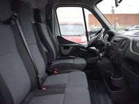 käytetty Nissan NV400 Van 2,3dCi 145 E6 L3H2 6M/T 3.5t FWD Glazed FD Blind SSD Working Star FIN # Sis Alv 24 % # Koukku, Aut.ilmastointi #