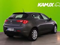 Käytetty Alfa Romeo Giulietta 120 HP (88 kW) 2011 Hopea / harmaa Sedan