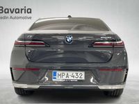 käytetty BMW i7 G70 xDrive 60 //