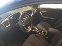 Käytetty Kia Ceed Sportswagon LX 101 HP (74 kW) 2022 Sininen Farmari