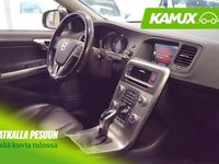 Käytetty Volvo V60 CC Business Edition 150 HP (110 kW) 2017 Hopea / harmaa Farmari