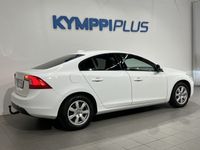 käytetty Volvo S60 D2 Momentum - RAHOITUSKORKO 3,75% - Webasto / Kattoluukku / Bluetooth / Xenon / Vetokoukku