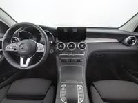 Käytetty Mercedes GLC300e Business 194 HP (142 kW) 2022 Sininen Katumaasturi