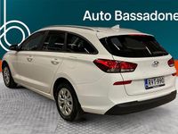 Käytetty Hyundai i30 Classic 109 HP (80 kW) 2024 Farmari